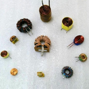 各類(lèi)磁環(huán)，線(xiàn)圈電感